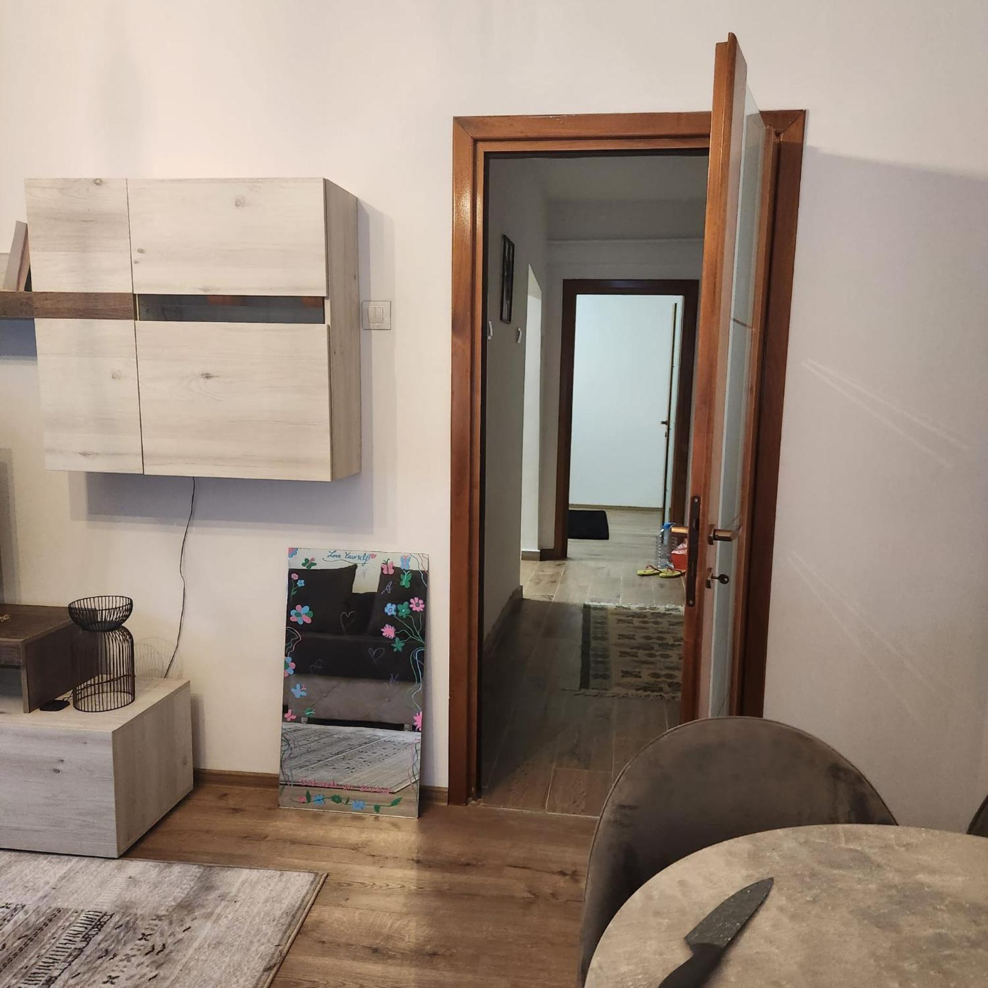 Central Trei Camere 巴克乌 外观 照片